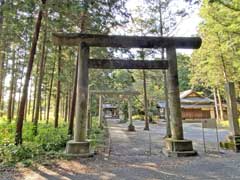 鎌形八幡神社鳥居