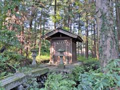 軍沢八幡神社境内社厳島神社