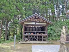 越畑八宮神社神楽殿