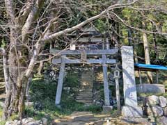 遠山八幡神社鳥居