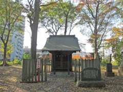 境内社八雲神社