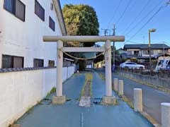 岩槻八幡神社鳥居