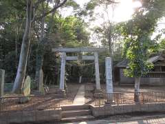 箕輪久伊豆神社鳥居