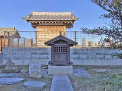尾ヶ崎新田稲荷神社境内社