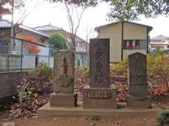 土呂神明社庚申塔