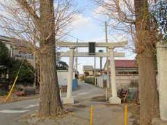 大谷氷川神社鳥居