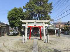 上サ八幡神社鳥居