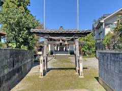 東和田八幡神社鳥居