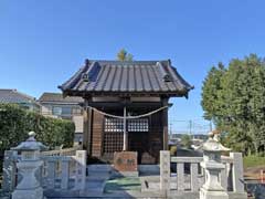 塚崎六所神社社殿