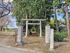 中新田神明社鳥居