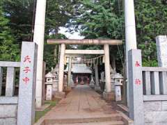 熊野神社（藤沢）鳥居