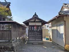 八坂神社（仏子）境内社機神