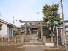 浮塚氷川神社鳥居