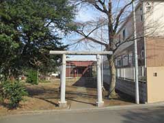 上新井諏訪神社鳥居