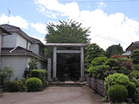 中氷川神社鳥居