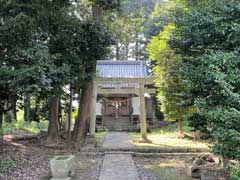 鉢形八幡神社鳥居