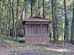 小被神社神楽殿