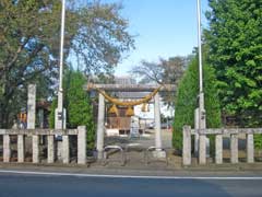 用土諏訪神社鳥居