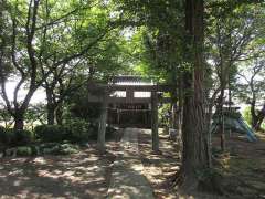 本沢熊野神社鳥居