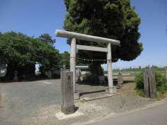 今泉氷川神社鳥居