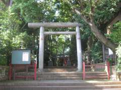 赤堤六所神社鳥居