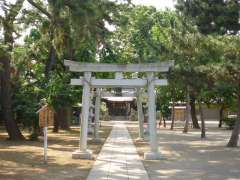 宇奈根氷川神社鳥居