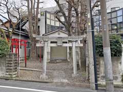 伊藤稲荷神社鳥居