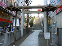 渋谷御嶽神社鳥居