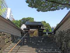 宝塔寺山門