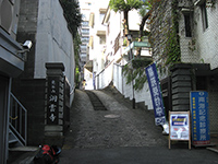 洞雲寺山門