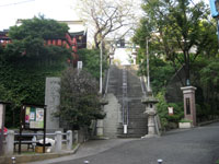 市谷亀ヶ岡八幡神社鳥居