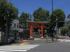 穴八幡宮鳥居