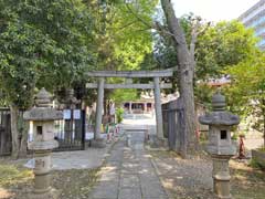 荻窪白山神社二鳥居