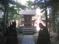 境内社御嶽神社・日枝神社・気象神社