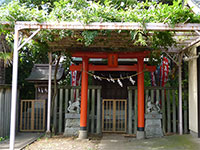 尾崎熊野神社境内社