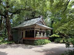 大宮八幡宮神楽殿