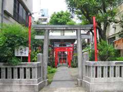 徳ノ山稲荷神社鳥居