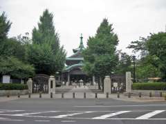 東京都慰霊堂正門