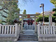 七倉稲荷神社鳥居