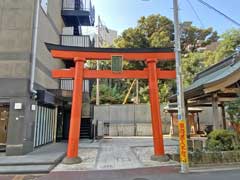 境稲荷神社鳥居