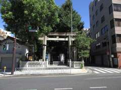 鳥越神社鳥居