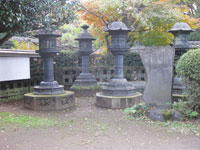 上野東照宮銅燈籠