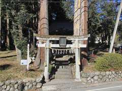 子生明社鳥居