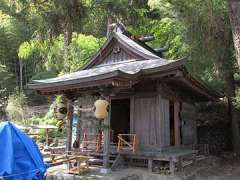 折立八雲神社社殿