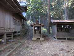 戸倉三島神社境内社