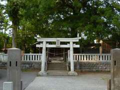 岩戸八幡神社鳥居