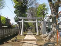 尉殿神社鳥居