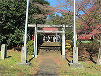 宅部氷川神社鳥居