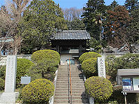 雲性寺山門