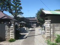 龍泉寺山門